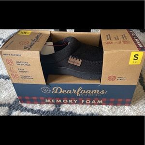 NEW! Mens size Small 7-8 Dearfoams slippers black indoor/outdoor